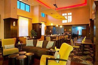 фото отеля Hampton Inn Suites Detroit-Canton