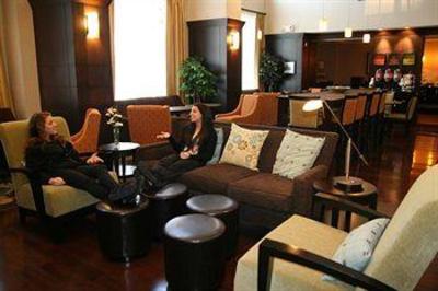фото отеля Hampton Inn Suites Detroit-Canton