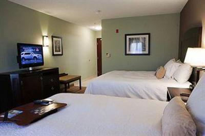 фото отеля Hampton Inn Suites Detroit-Canton