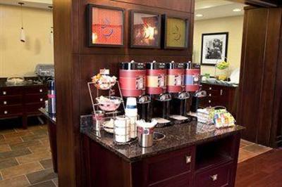 фото отеля Hampton Inn Suites Detroit-Canton