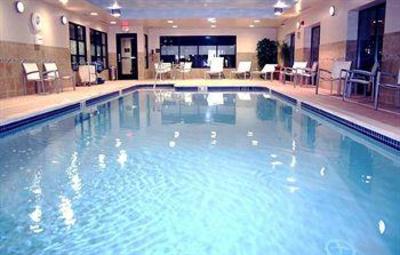 фото отеля Hampton Inn Suites Detroit-Canton