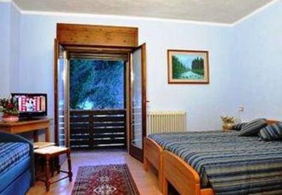 фото отеля Park Hotel Bellevue Dimaro