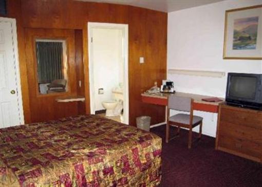 фото отеля Americas Best Value Inn Crescent City