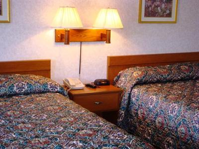 фото отеля Budget Lodge Hotel Newton Falls