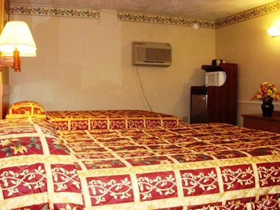 фото отеля Budget Lodge Hotel Newton Falls