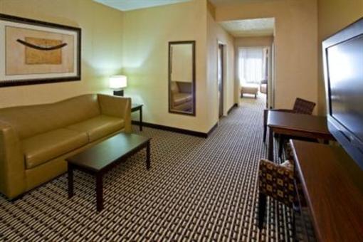 фото отеля Holiday Inn Express Hotel & Suites Seymour