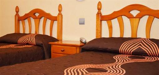 фото отеля Hostal Lauria