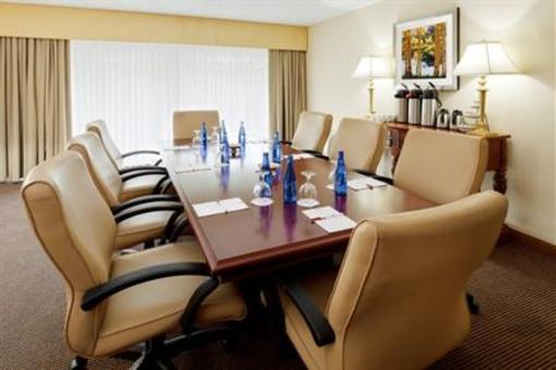 фото отеля Crowne Plaza Hotel Hartford - Cromwell
