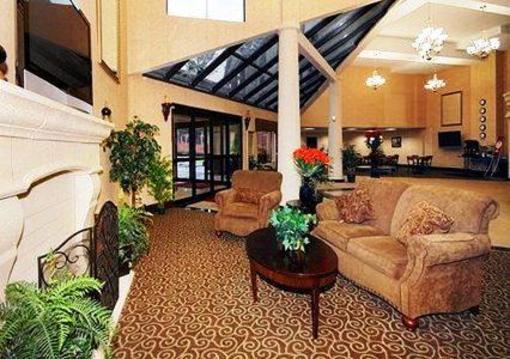 фото отеля Comfort Suites Morrow