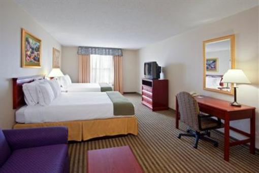 фото отеля Holiday Inn Express & Suites Circleville