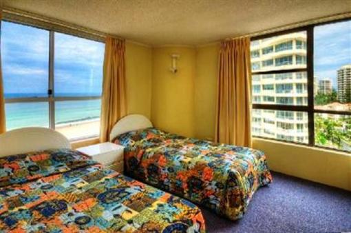 фото отеля President Holiday Apartments