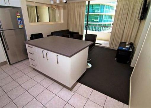 фото отеля President Holiday Apartments