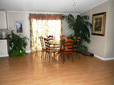 фото отеля Miller's World Glades Haven Cozy Cabins Everglades