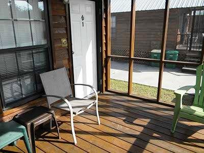 фото отеля Miller's World Glades Haven Cozy Cabins Everglades