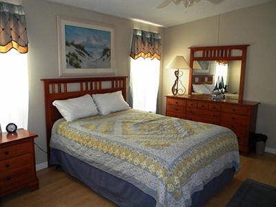 фото отеля Miller's World Glades Haven Cozy Cabins Everglades