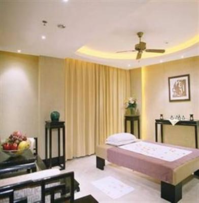 фото отеля Lakeview Xuanwu Hotel
