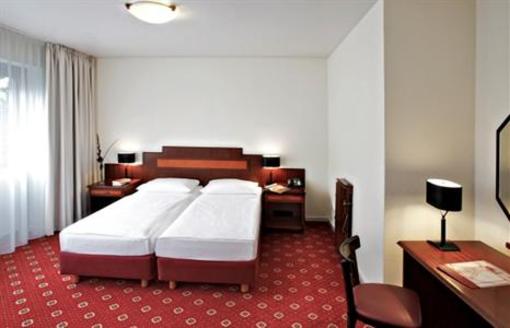 фото отеля Leonardo Airport Hotel Hamburg