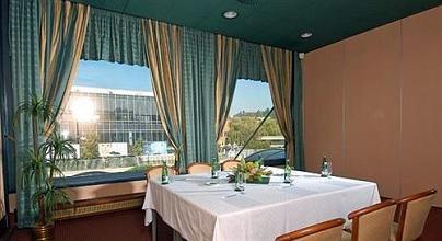 фото отеля OREA Hotel Voronez I