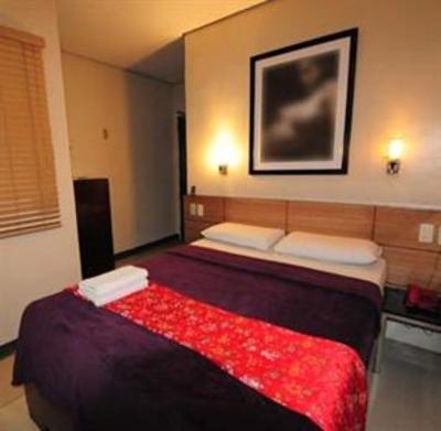 фото отеля Mariposa Budget Hotel