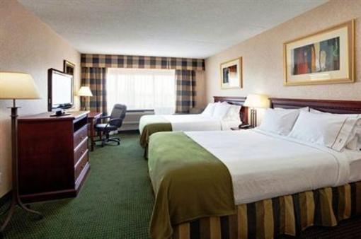 фото отеля Holiday Inn Express Hotel & Suites Toronto Mississauga
