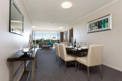 фото отеля Quality Suites Clifton On Northbourne