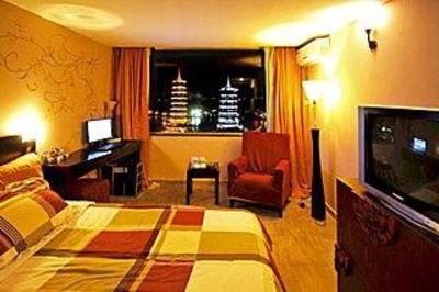 фото отеля Tongde Holiday Hotel