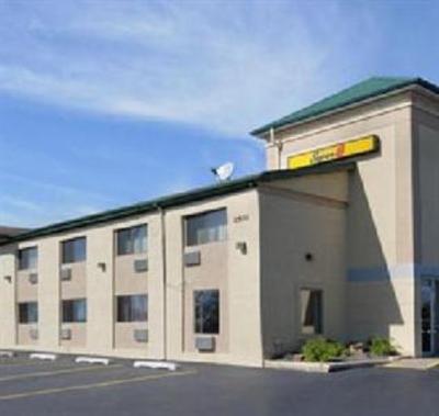 фото отеля Super 8 Moline