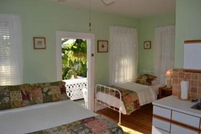 фото отеля Speakeasy Inn Key West