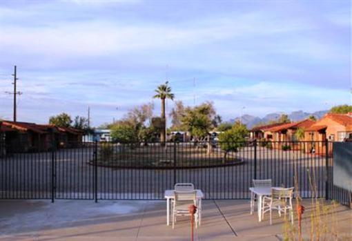 фото отеля Frontier Motel Tucson