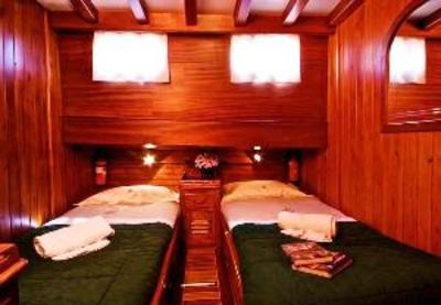 фото отеля Plaghia Boat and Breakfast