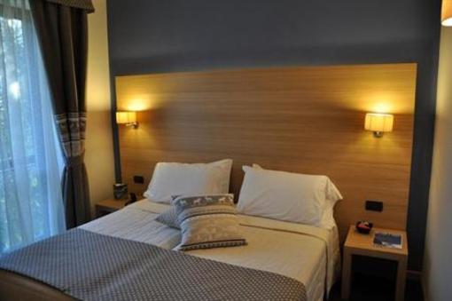 фото отеля Hotel Saint-Pierre (Aosta)
