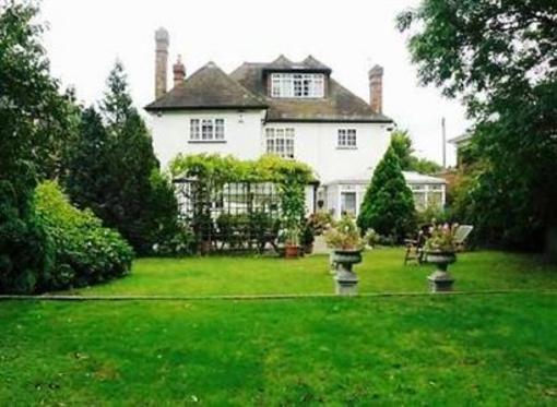 фото отеля Westfields Guest House Bromley