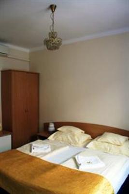фото отеля Papillon Apartment