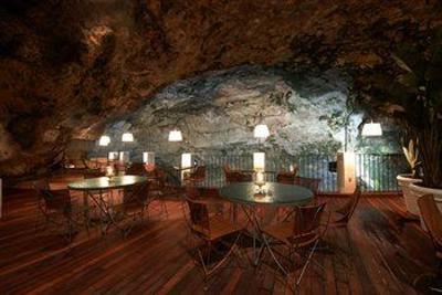 фото отеля Hotel Ristorante Grotta Palazzese