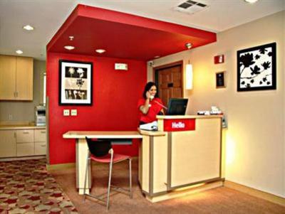 фото отеля TownePlace Suites Phoenix Metrocenter Mall