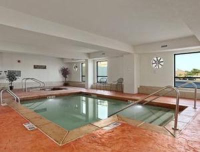 фото отеля Ramada Tulsa