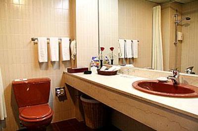 фото отеля Golden Dragon Hotel Kunming