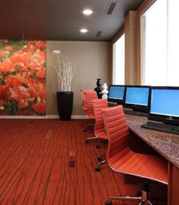 фото отеля Courtyard by Marriott Sacramento - Folsom