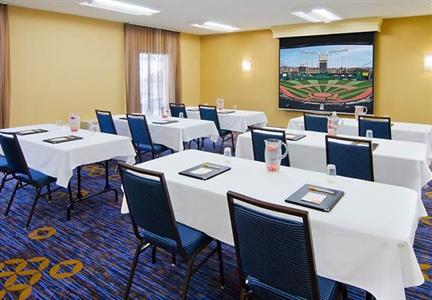 фото отеля Courtyard by Marriott Kansas City Overland Park/Metcalf