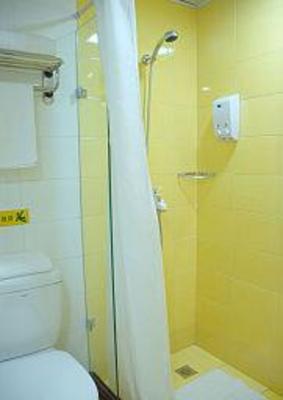 фото отеля Home Inn (Jinan Jiefang Road)
