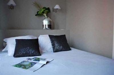 фото отеля Hotel Saint Sernin