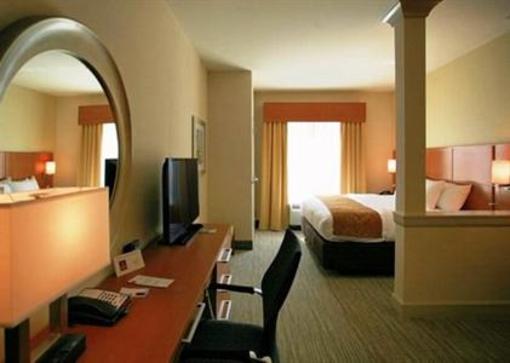 фото отеля Comfort Suites Bossier City