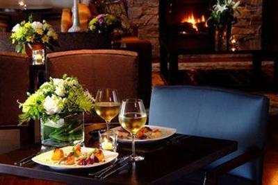 фото отеля Touchstone On Lake Muskoka Resort Bracebridge