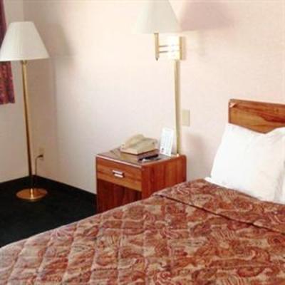 фото отеля American Inn Rossford