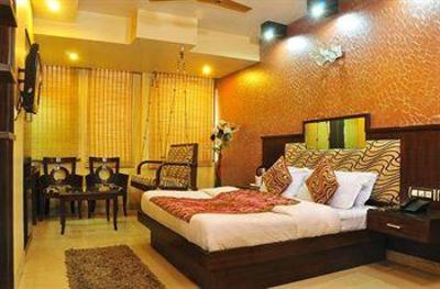 фото отеля Hotel ShivDev International