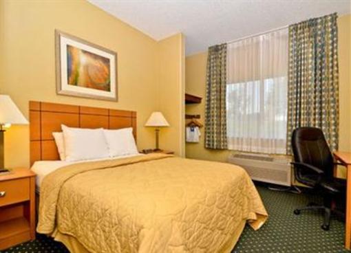 фото отеля Helena Comfort Inn