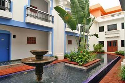 фото отеля Lemon Tree Amarante Beach Resort, Goa
