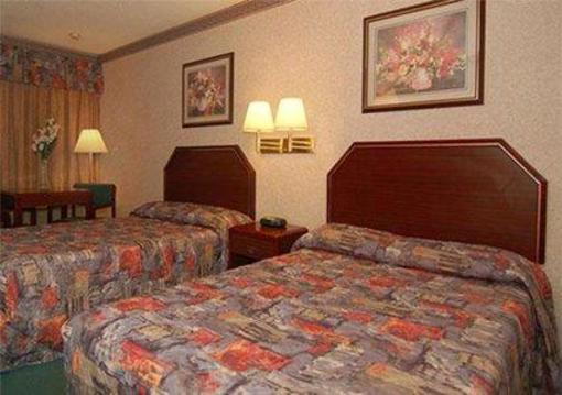 фото отеля Econo Lodge Parkway Historic Area