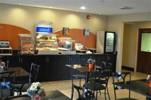 фото отеля Holiday Inn Express Roanoke Rapids