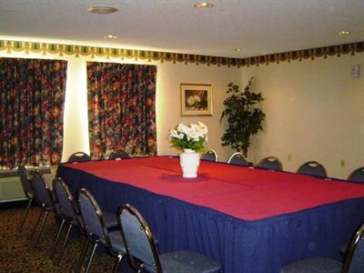 фото отеля Holiday Inn Express Roanoke Rapids